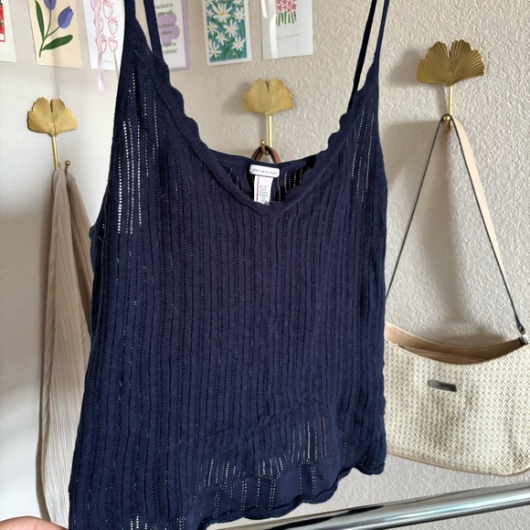 ୨୧ ･ﾟ✧ Victoria’s Secret Sleep Tank - Picture 3 of 4